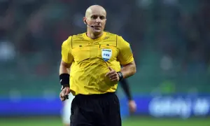 Ile zarabia sędzia na mundialu? Zaskakujące kwoty i bonusy!
