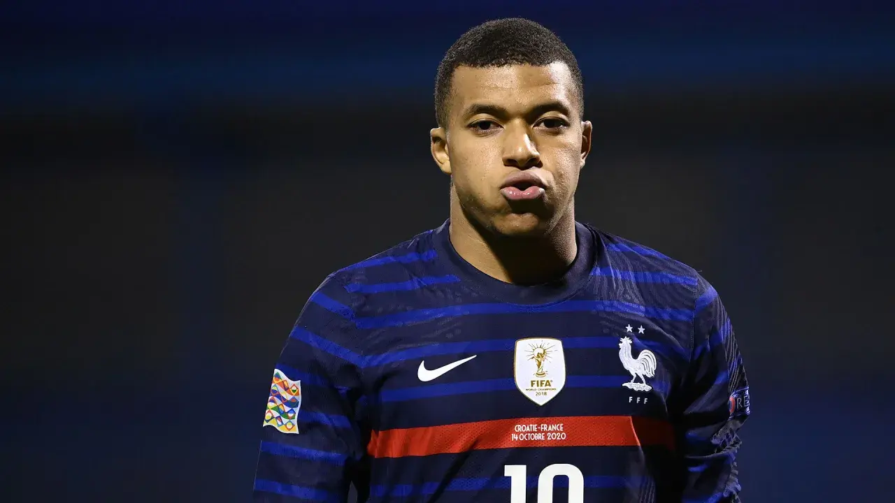 Ile zarabia Mbappe na tydzień? Szokujące kwoty jego wynagrodzenia