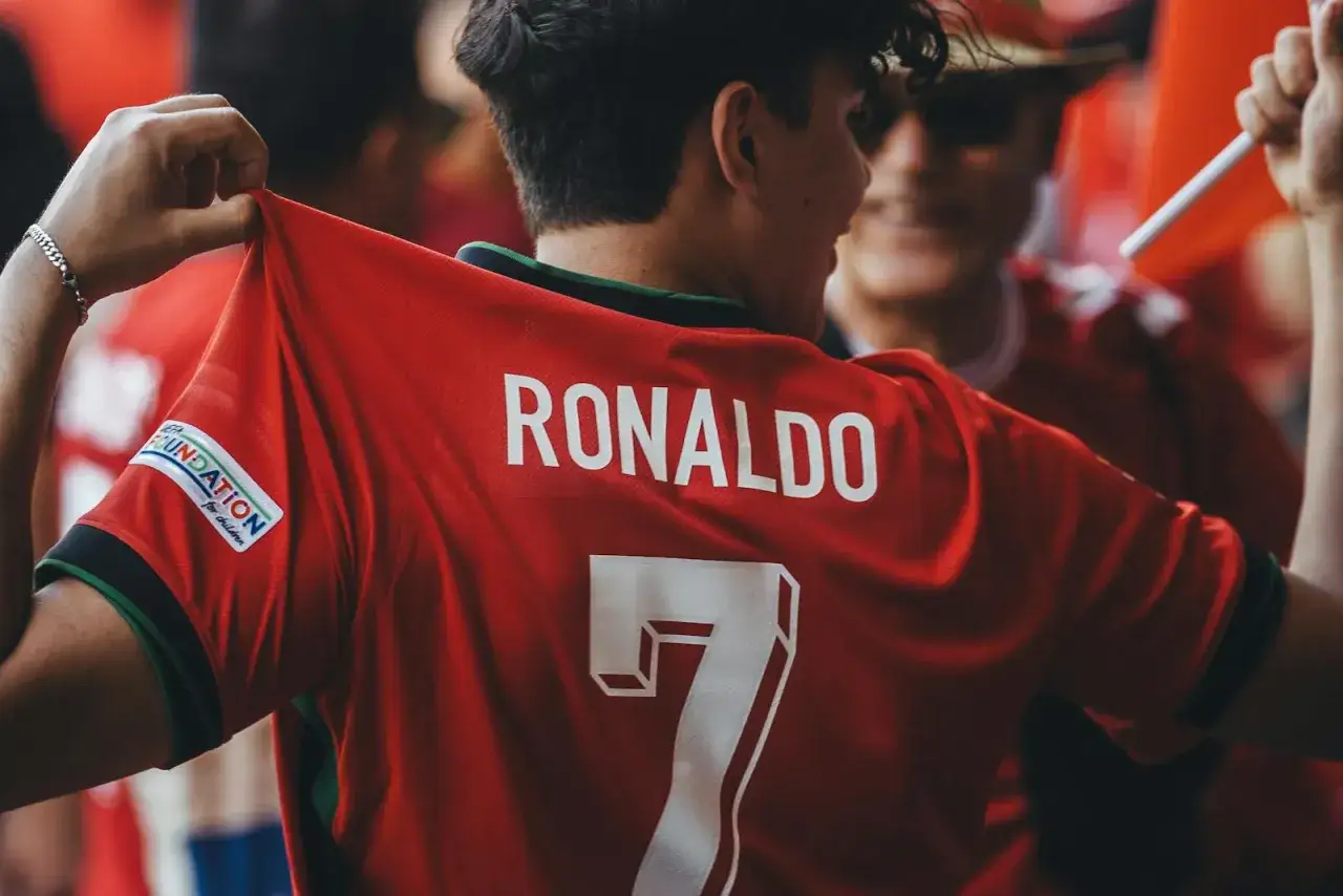 Zdjęcie Cristiano Ronaldo zarobki: Jakie są jego prawdziwe dochody?