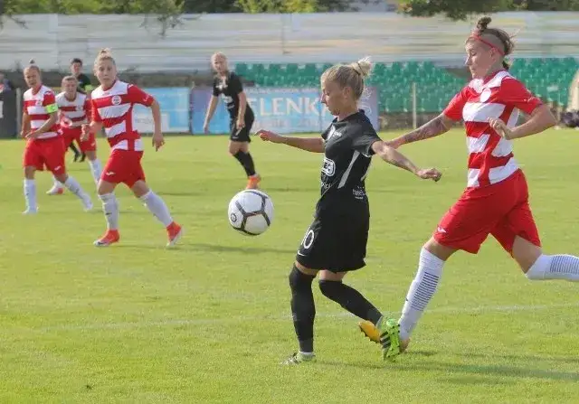 Zdjęcie Ile zarabiają piłkarki w Polsce? Zaskakujące różnice w wynagrodzeniach